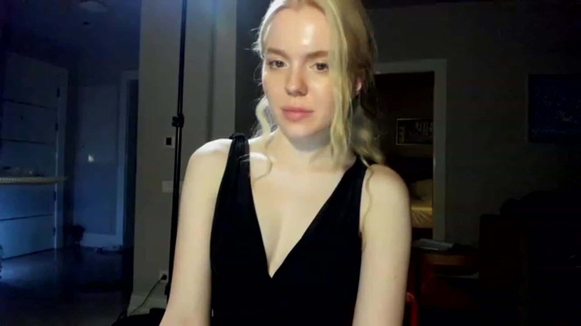 Gallery image thumbnail from Yasmean's myfreecams stream on, 06/11/2023, 02:46 image 11 of 20