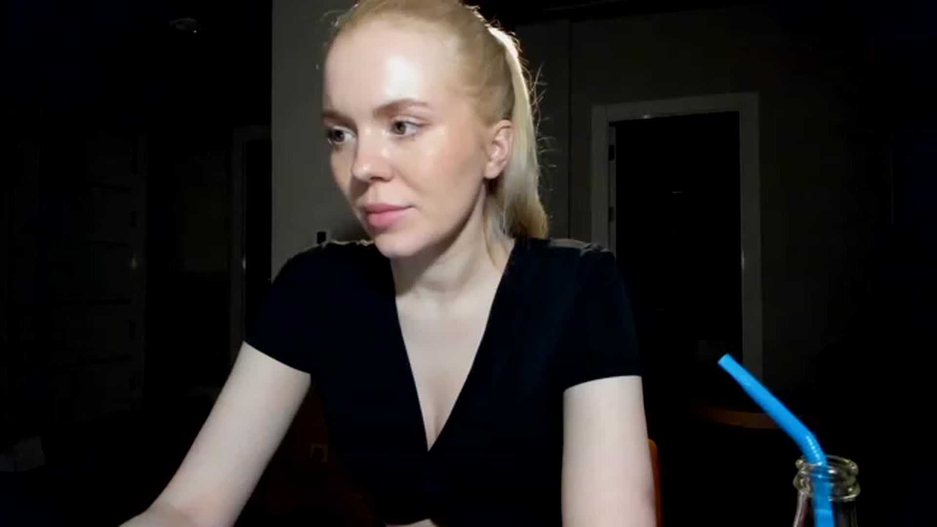 Gallery image thumbnail from Yasmean's myfreecams stream on, 06/15/2023, 02:27 image 1 of 20