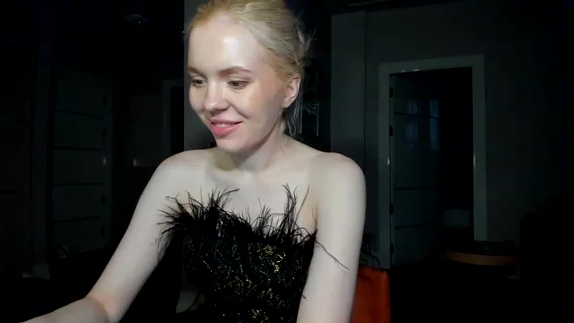 Gallery image thumbnail from Yasmean's myfreecams stream on, 06/16/2023, 02:45 image 5 of 20