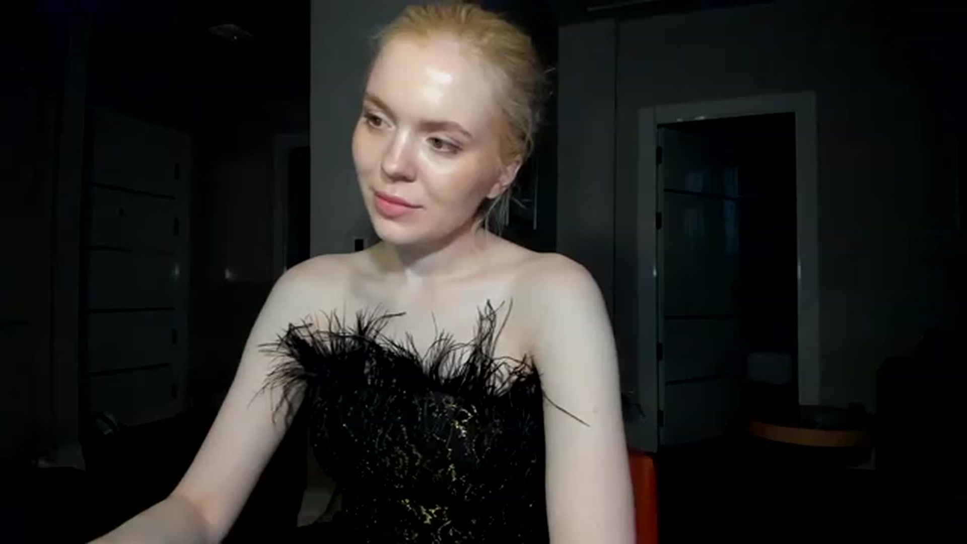 Gallery image thumbnail from Yasmean's myfreecams stream on, 06/16/2023, 02:45 image 4 of 20