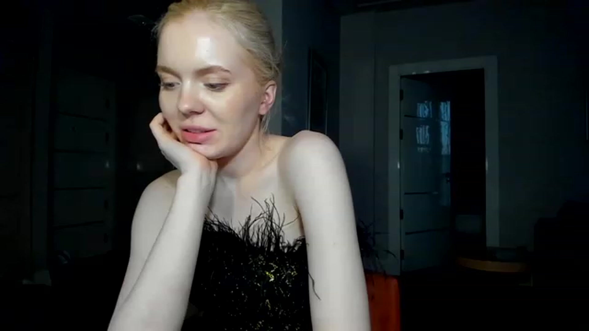 Gallery image thumbnail from Yasmean's myfreecams stream on, 06/16/2023, 02:45 image 10 of 20