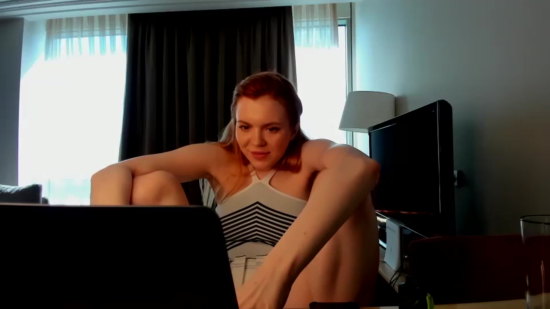 Gallery image thumbnail from Yasmean's myfreecams stream on, 08/26/2023, 08:19 image 15 of 20