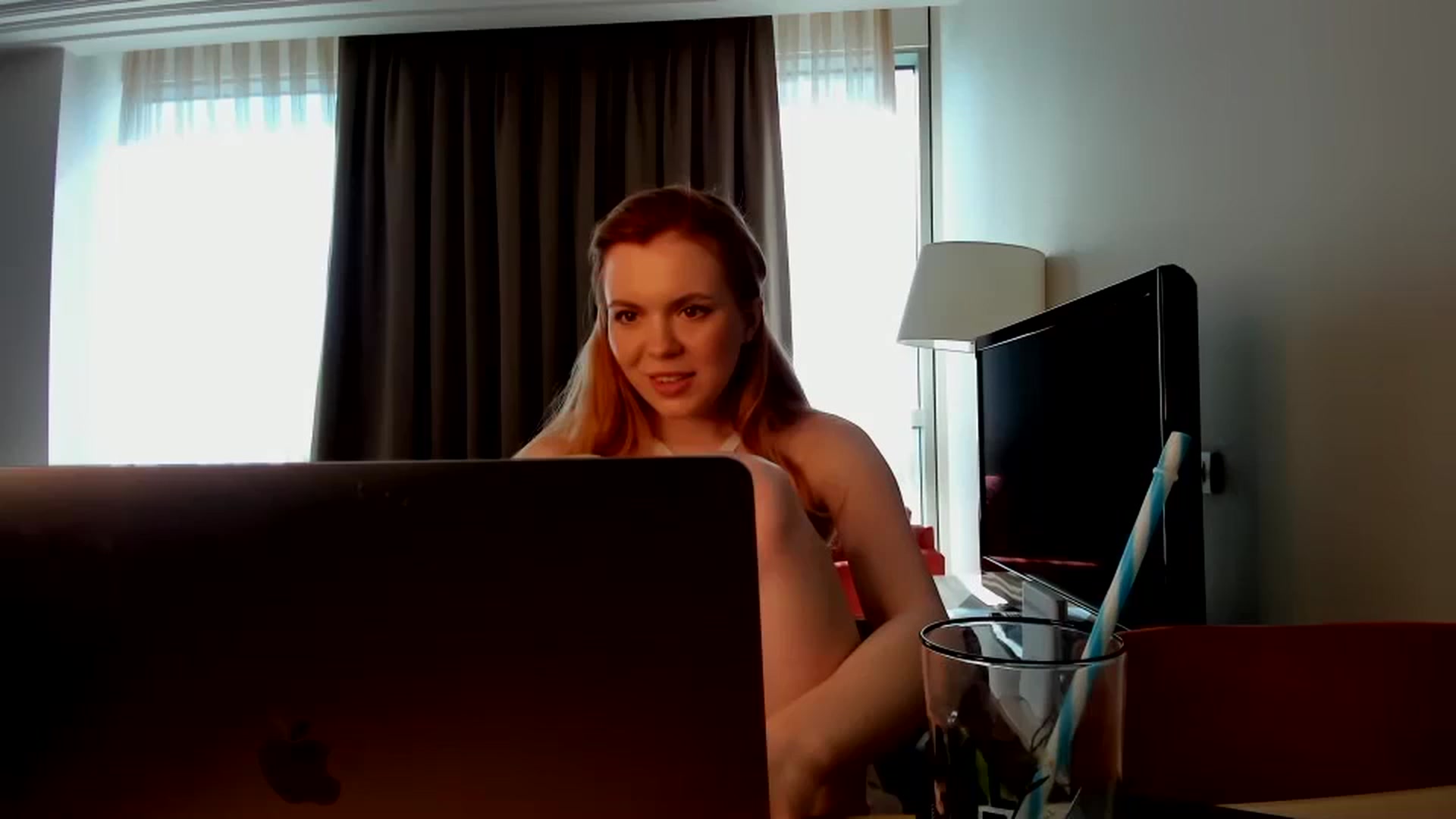 Gallery image thumbnail from Yasmean's myfreecams stream on, 08/26/2023, 08:19 image 4 of 20