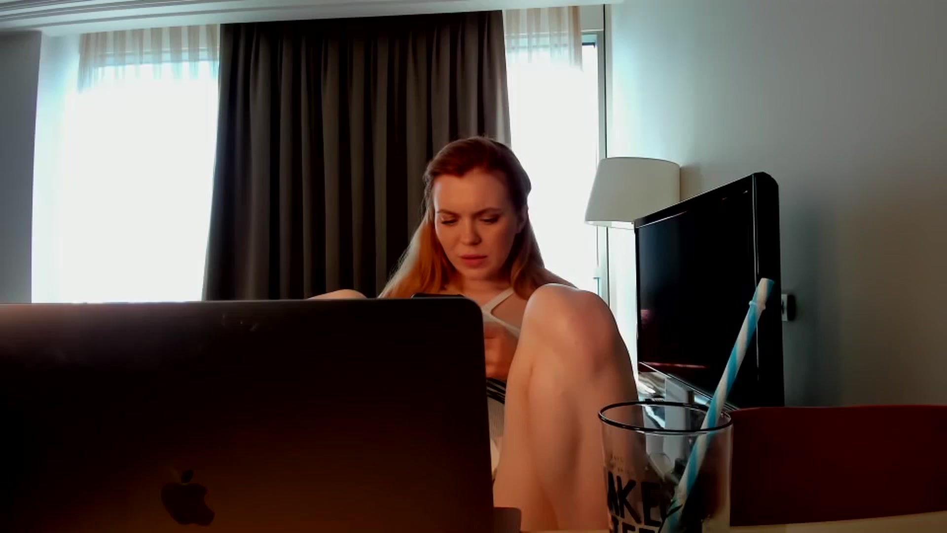 Gallery image thumbnail from Yasmean's myfreecams stream on, 08/26/2023, 08:19 image 2 of 20