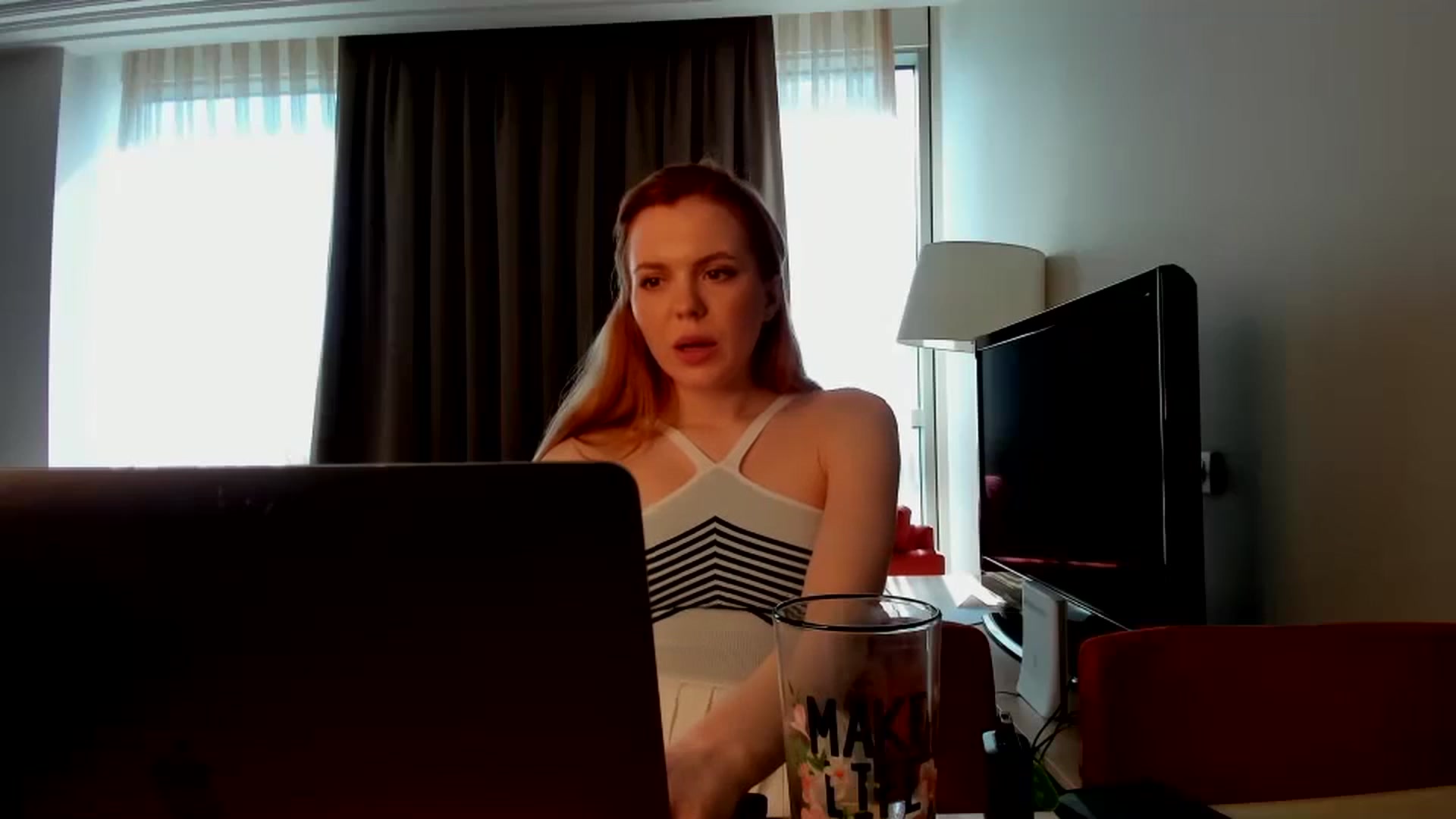 Gallery image thumbnail from Yasmean's myfreecams stream on, 08/26/2023, 08:19 image 7 of 20