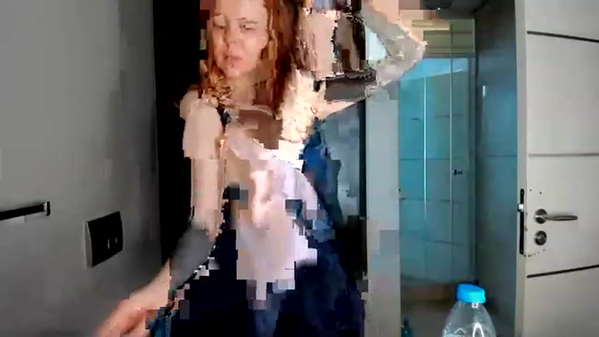 Gallery image thumbnail from Yasmean's myfreecams stream on, 08/27/2023, 10:13 image 18 of 20