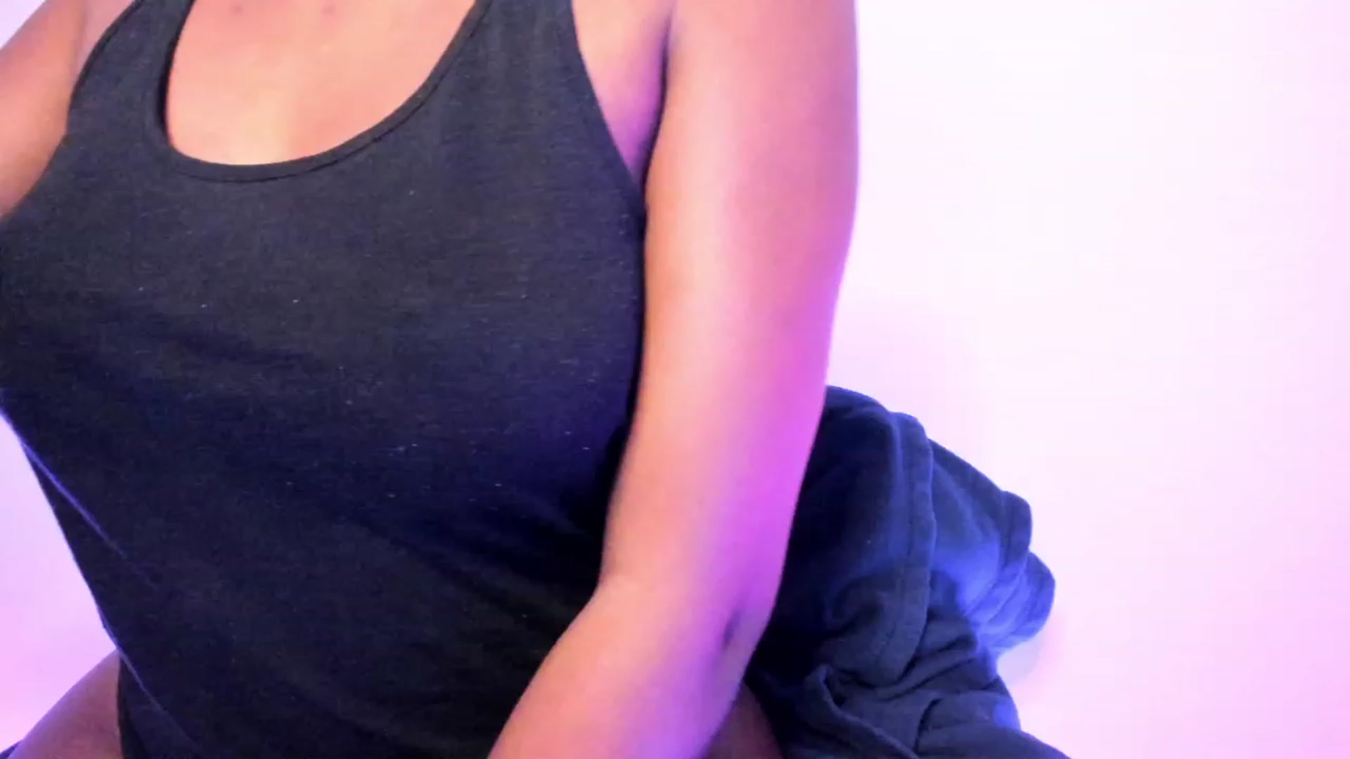 Gallery image thumbnail from Yasmeen_Dream's myfreecams stream on, 01/12/2023, 11:33 image 8 of 20