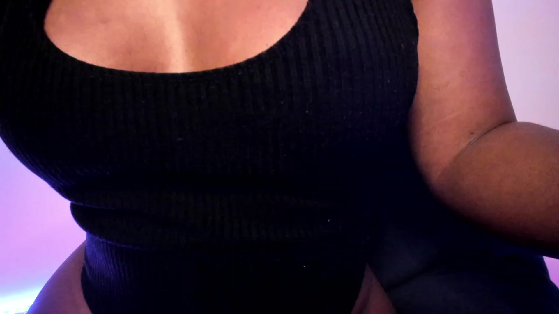 Gallery image thumbnail from Yasmeen_Dream's myfreecams stream on, 01/15/2023, 11:28 image 19 of 20