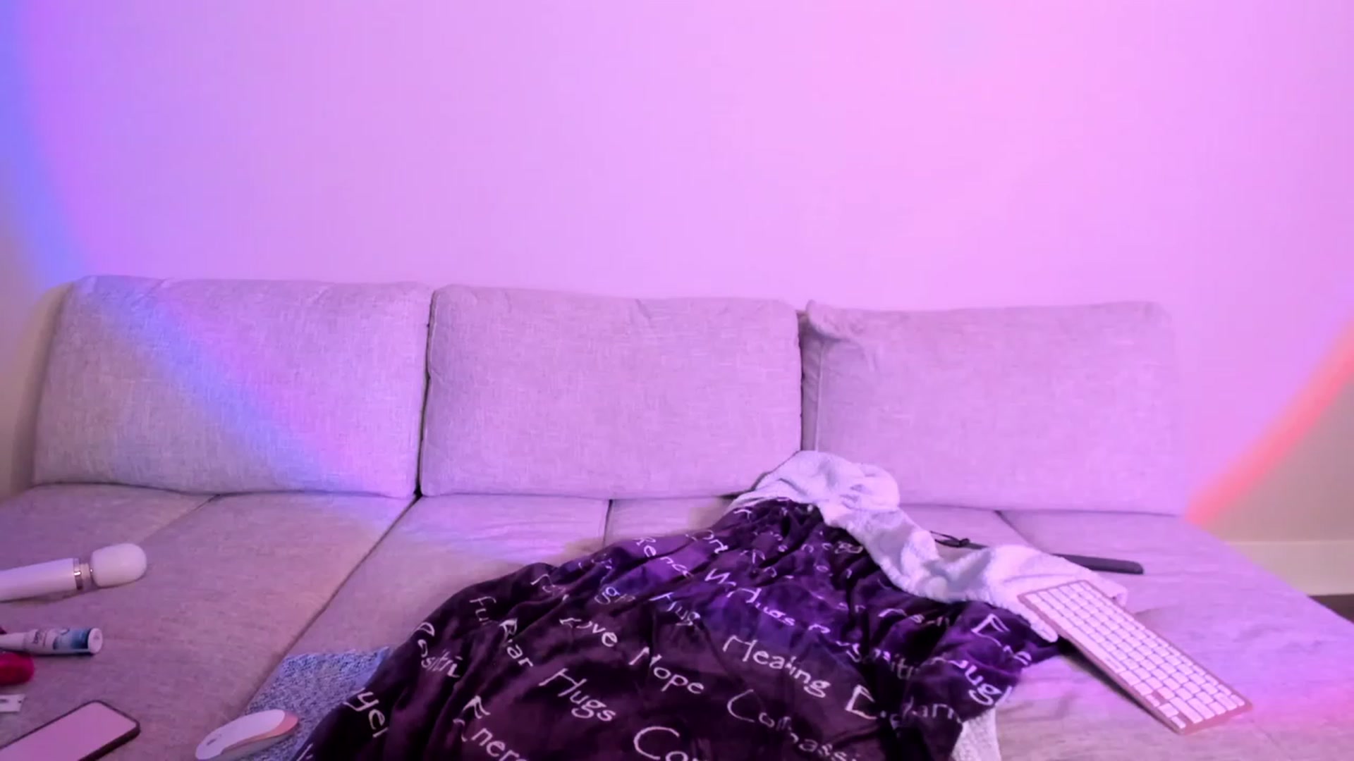 Gallery image thumbnail from Yasmeen_Dream's myfreecams stream on, 02/07/2023, 04:07 image 11 of 20