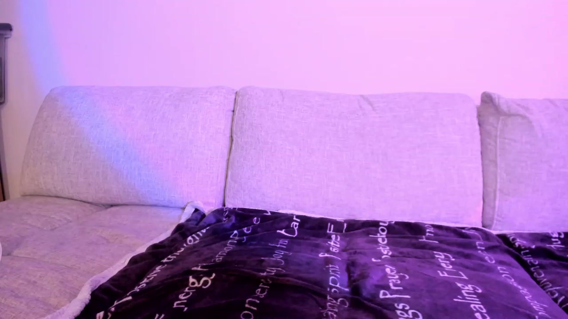 Gallery image thumbnail from Yasmeen_Dream's myfreecams stream on, 02/13/2023, 11:17 image 9 of 20