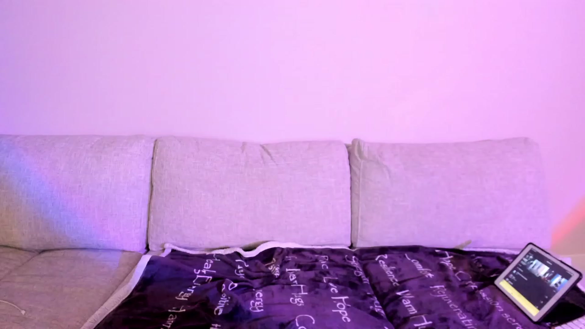 Gallery image thumbnail from Yasmeen_Dream's myfreecams stream on, 02/14/2023, 09:50 image 18 of 20