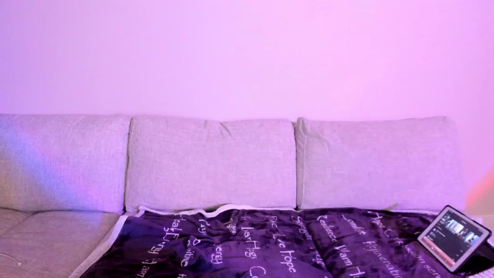Gallery image thumbnail from Yasmeen_Dream's myfreecams stream on, 02/14/2023, 09:50 image 15 of 20