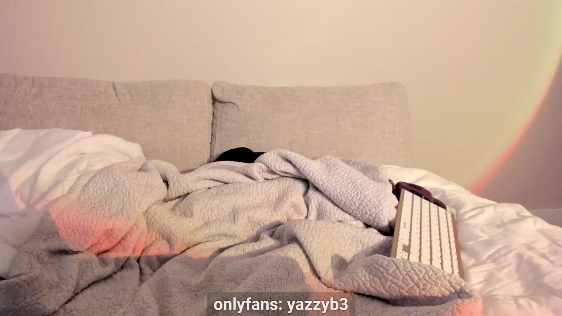 Gallery image thumbnail from Yasmeen_Dream's myfreecams stream on, 02/17/2023, 12:12 image 7 of 20