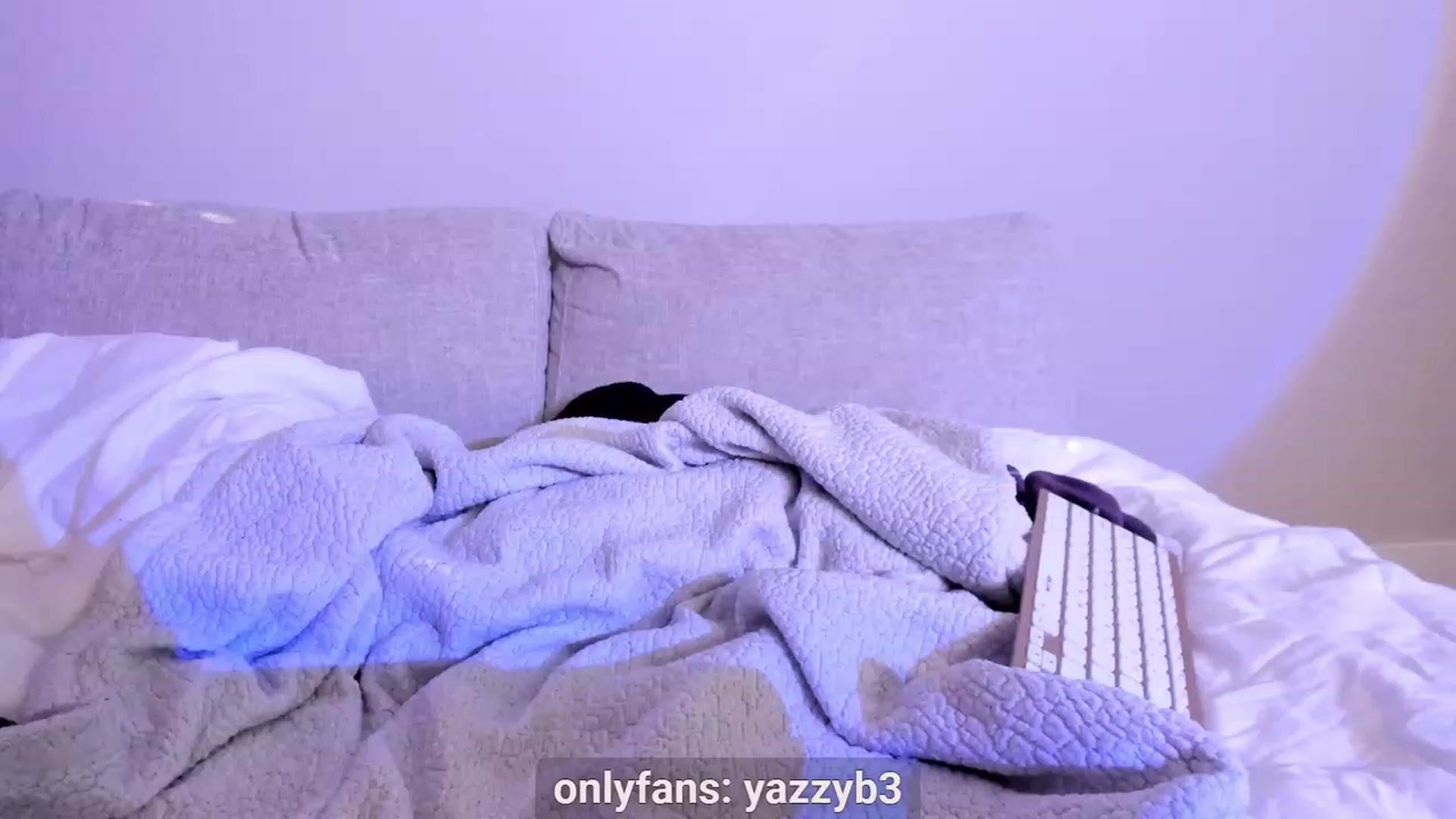 Gallery image thumbnail from Yasmeen_Dream's myfreecams stream on, 02/17/2023, 13:17 image 15 of 20