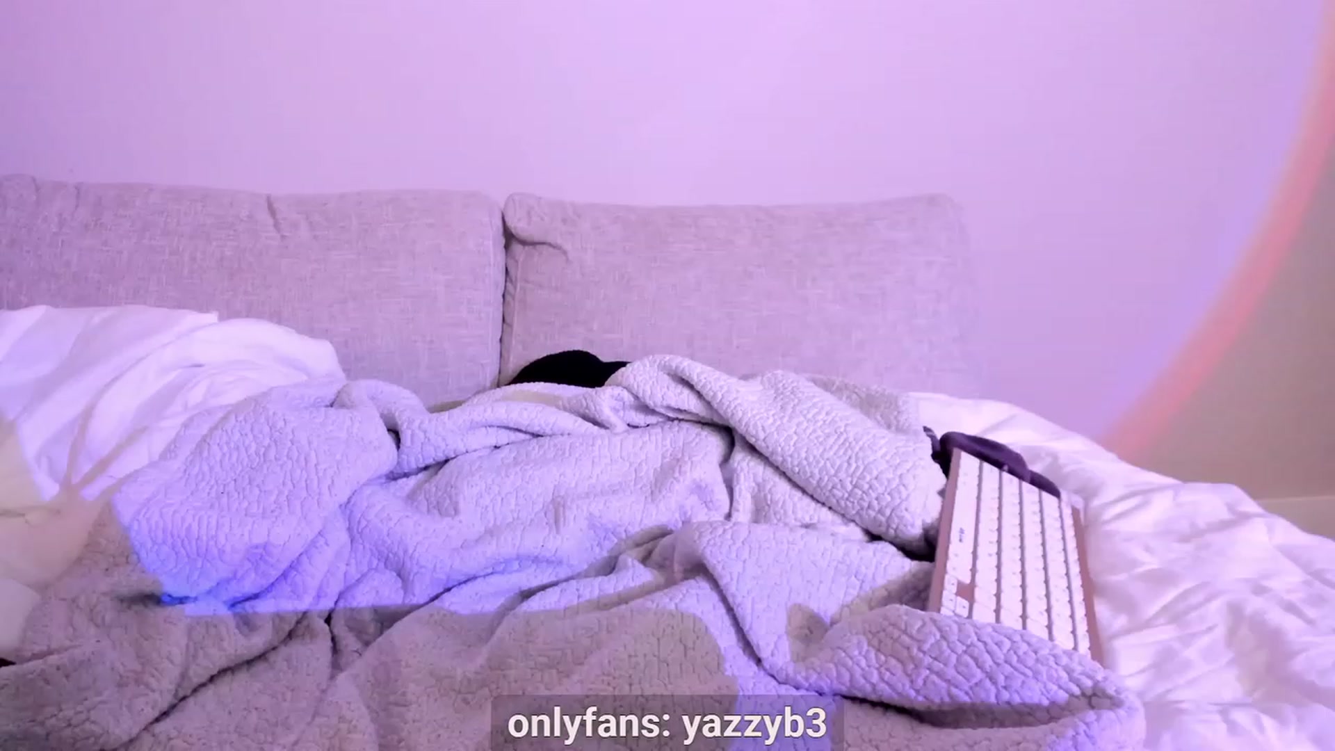 Gallery image thumbnail from Yasmeen_Dream's myfreecams stream on, 02/17/2023, 13:17 image 2 of 20