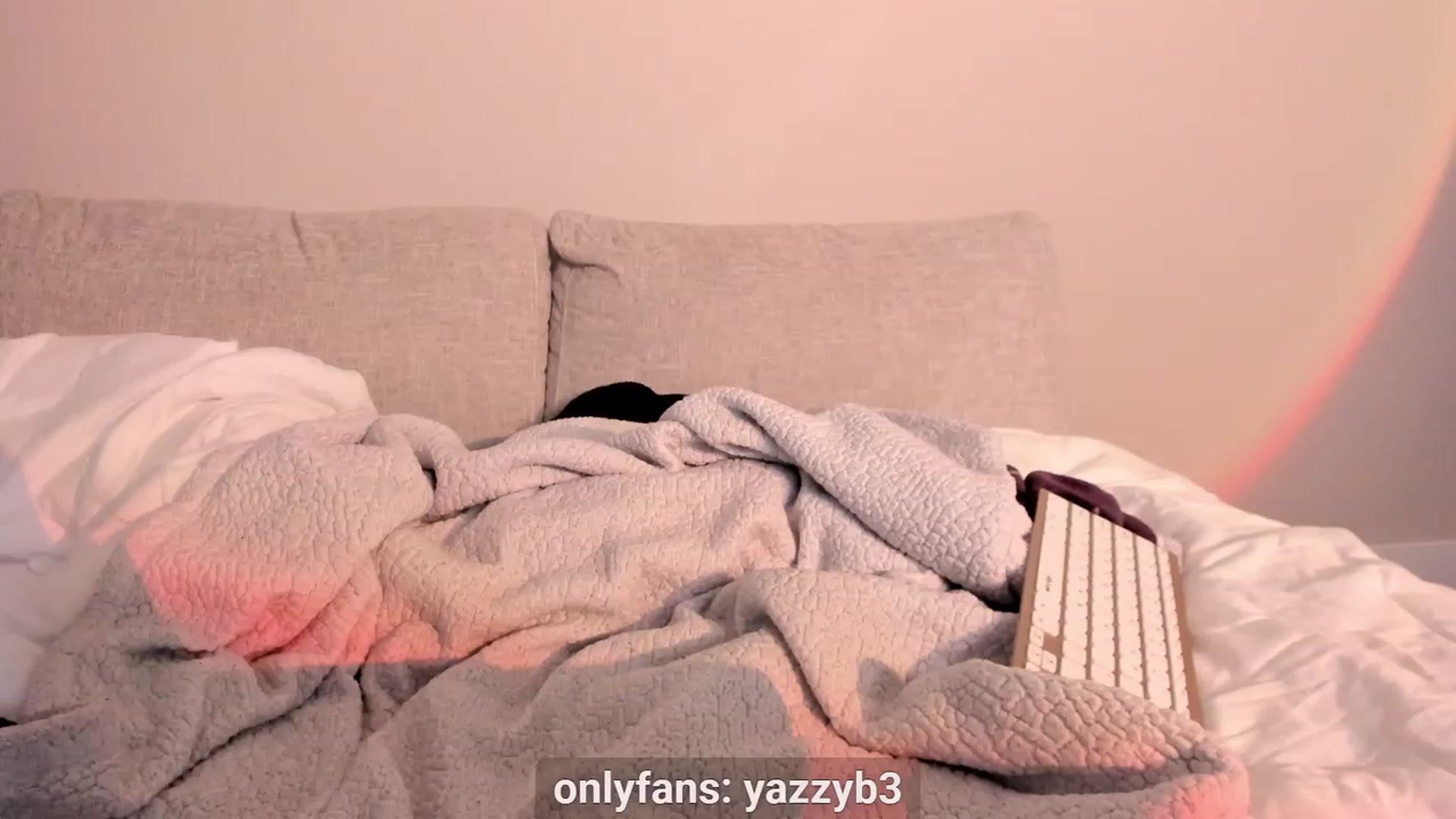 Gallery image thumbnail from Yasmeen_Dream's myfreecams stream on, 02/17/2023, 13:17 image 9 of 20