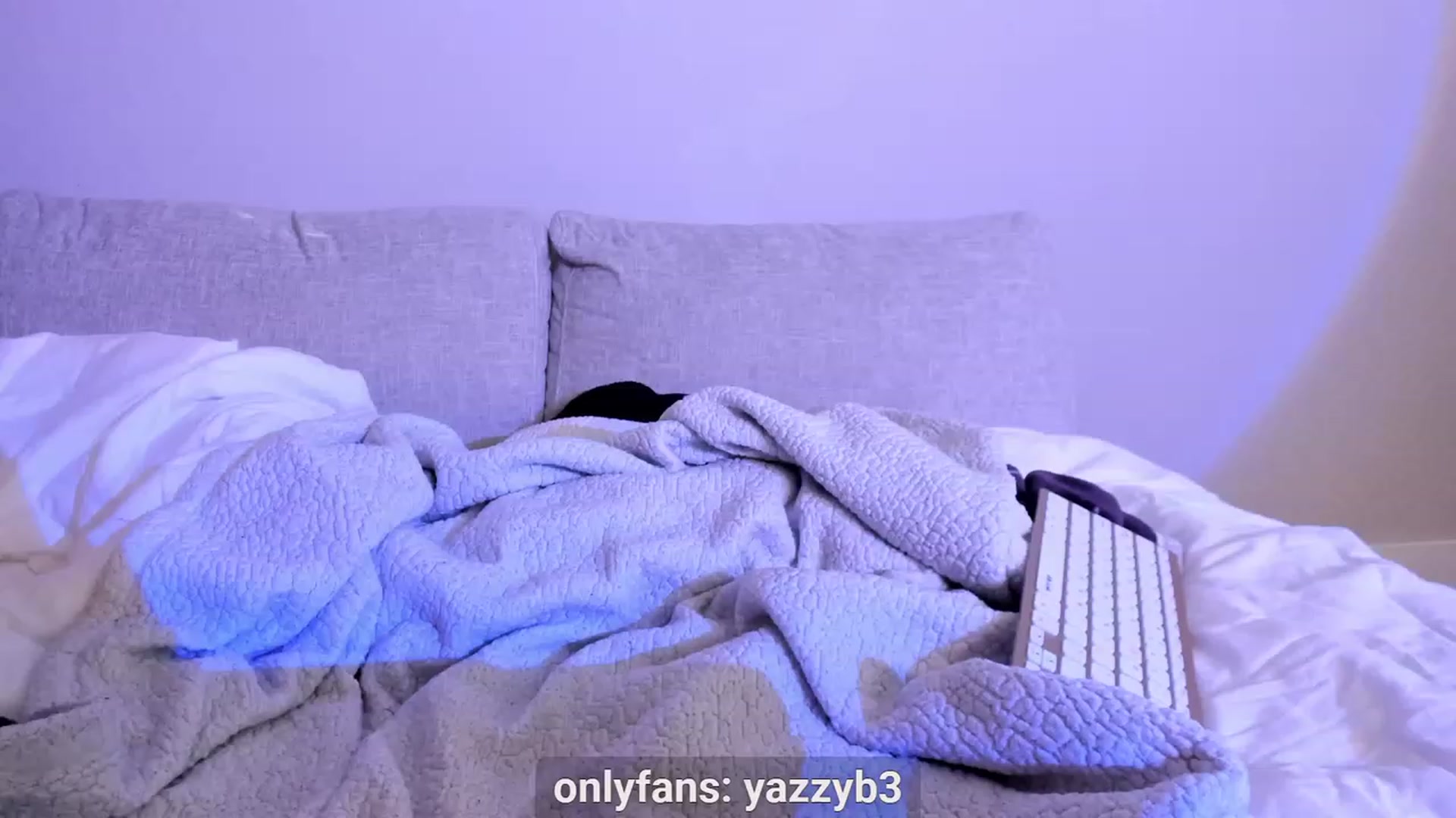 Gallery image thumbnail from Yasmeen_Dream's myfreecams stream on, 02/17/2023, 13:17 image 17 of 20