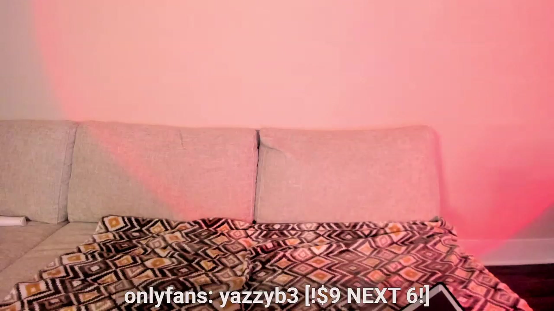 Gallery image thumbnail from Yasmeen_Dream's myfreecams stream on, 03/02/2023, 03:32 image 4 of 20