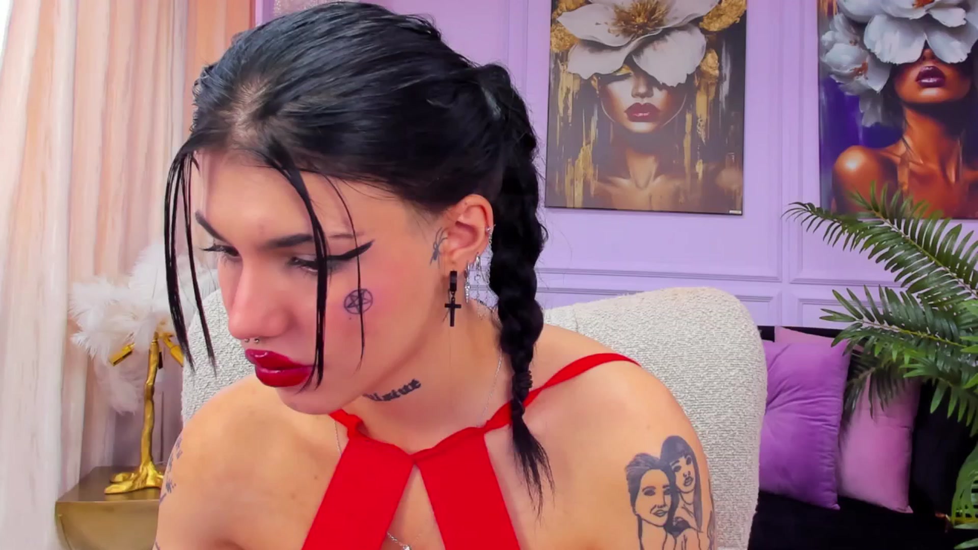 Gallery image thumbnail from YasminStorm's myfreecams stream on, 12/11/2025, 12:00 image 2 of 20