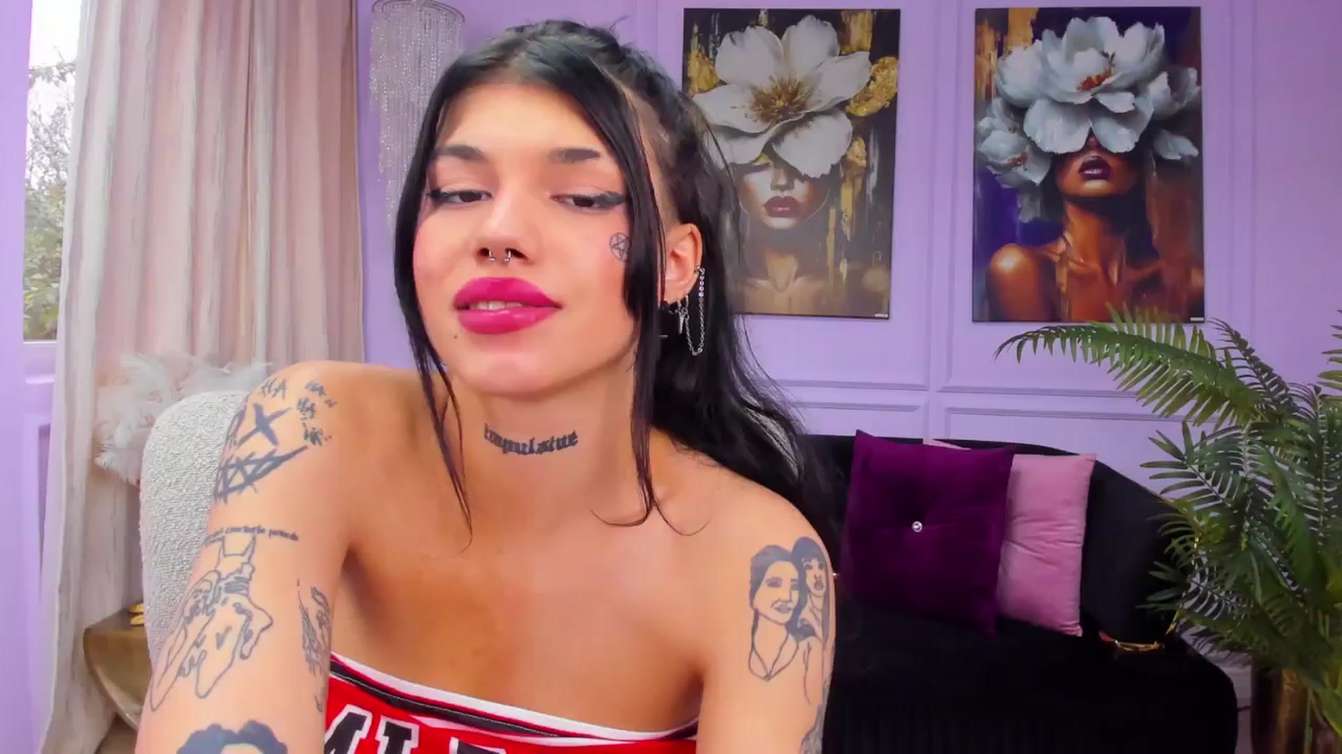 Gallery image thumbnail from YasminStorm's myfreecams stream on, 12/23/2025, 10:16 image 15 of 20
