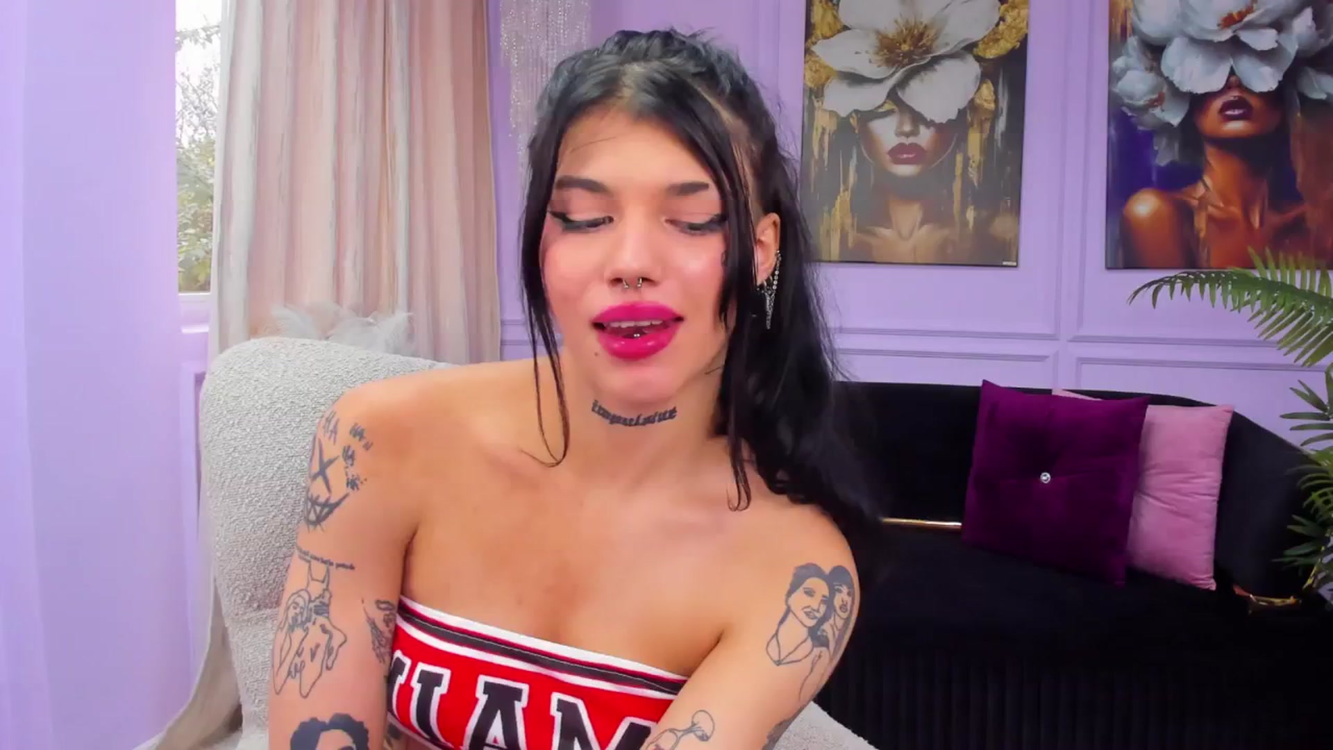 Gallery image thumbnail from YasminStorm's myfreecams stream on, 12/23/2025, 11:53 image 5 of 20