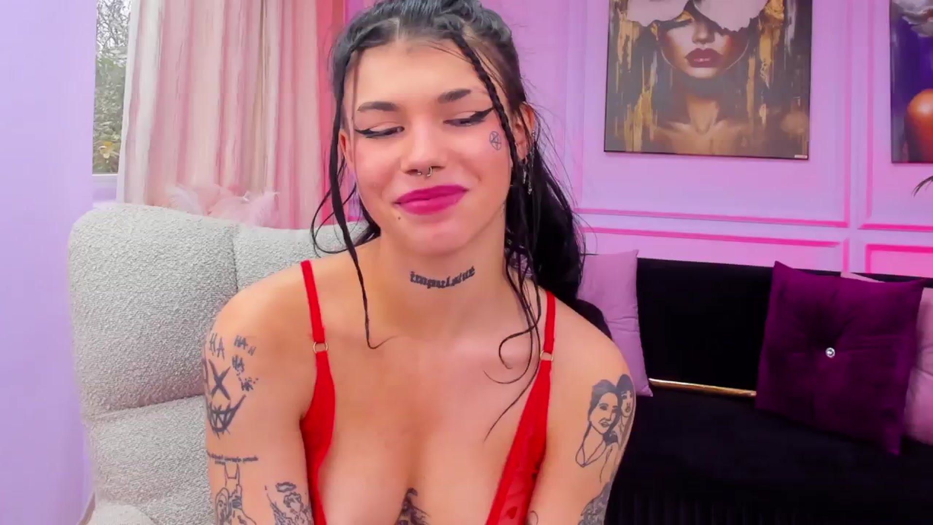 Gallery image thumbnail from YasminStorm's myfreecams stream on, 12/24/2025, 10:07 image 19 of 20