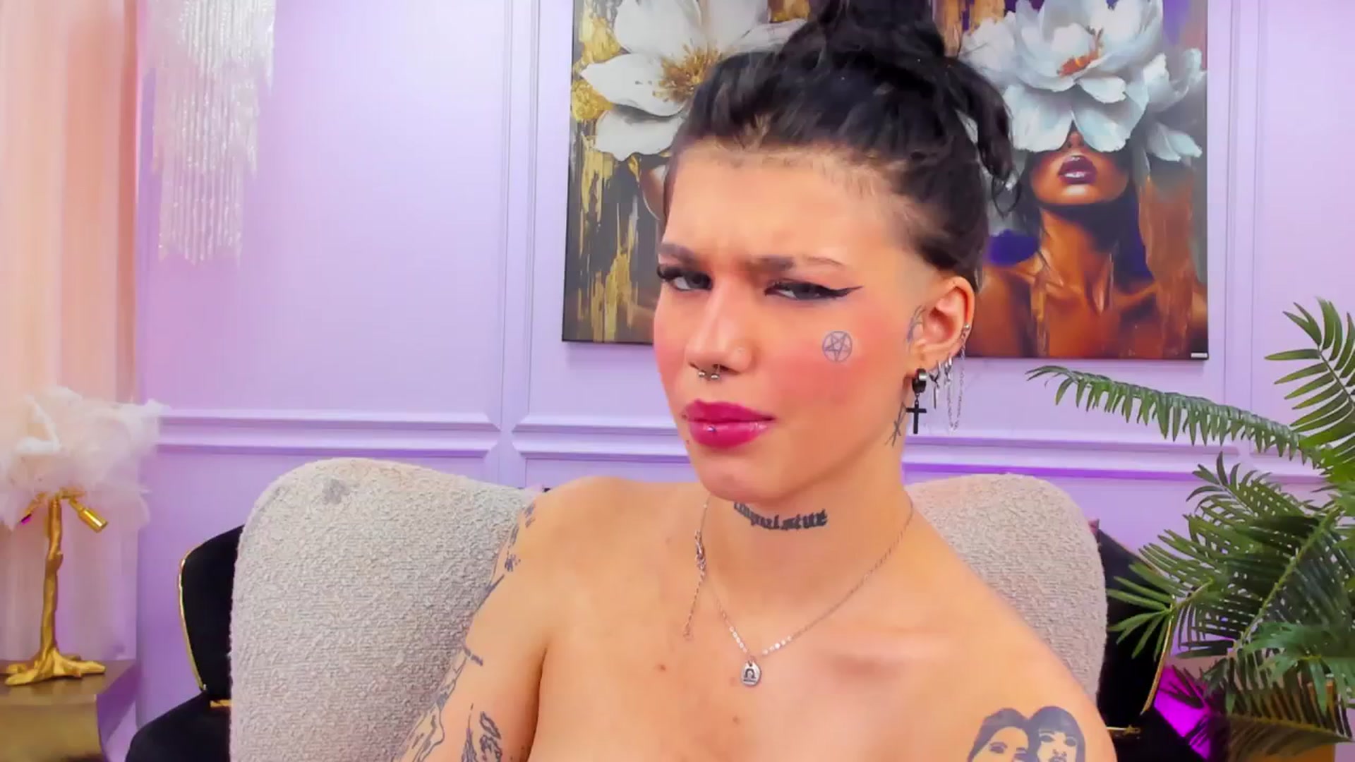 Gallery image thumbnail from YasminStorm's myfreecams stream on, 02/12/2026, 12:01 image 13 of 20