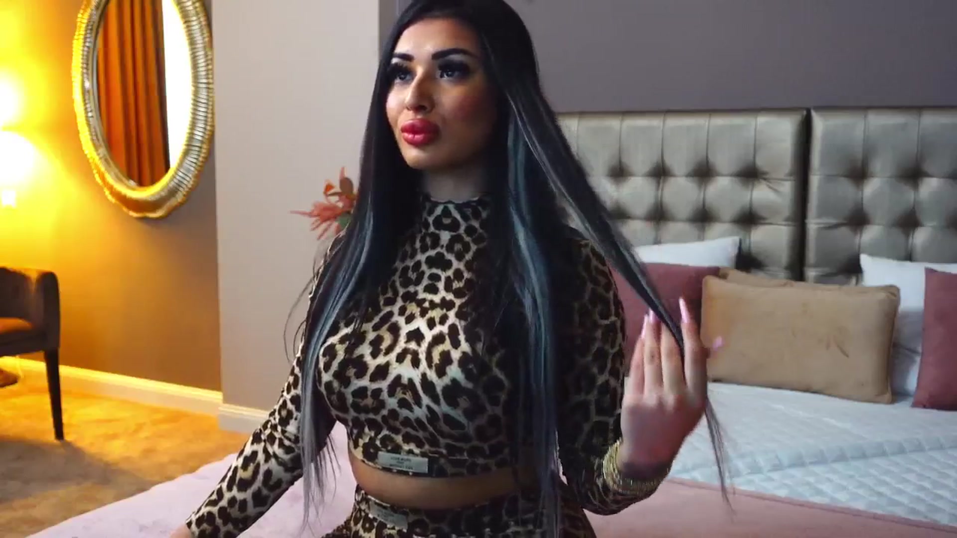 Gallery image thumbnail from YasminaFire's myfreecams stream on, 03/17/2025, 09:08 image 20 of 20