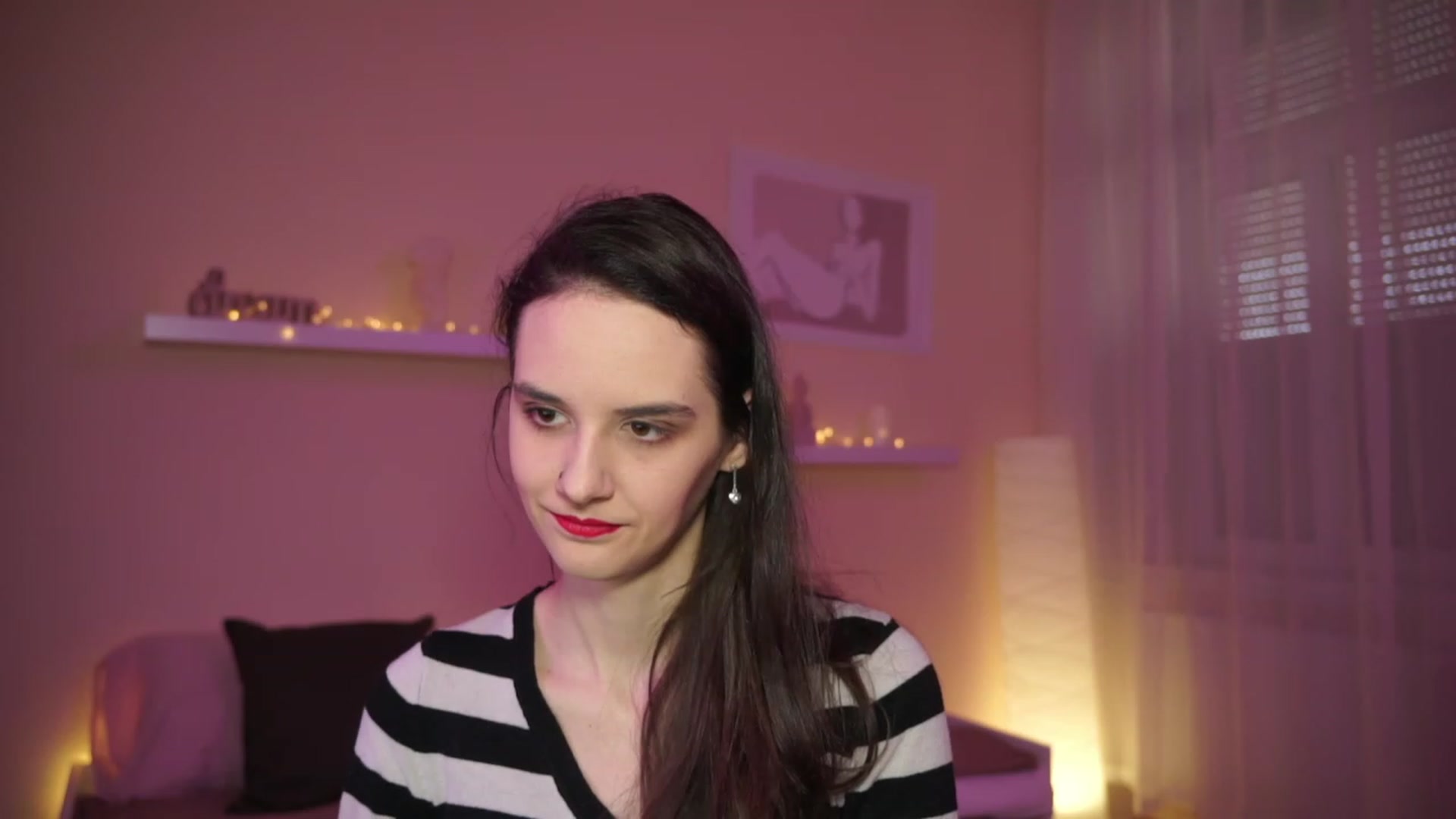 Gallery image thumbnail from YasmineGold's myfreecams stream on, 03/05/2024, 11:43 image 11 of 20