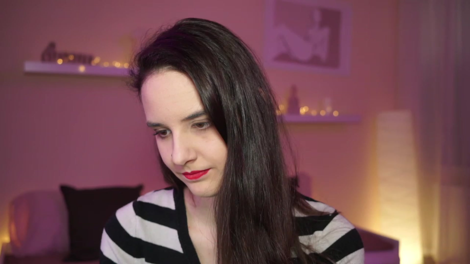 Gallery image thumbnail from YasmineGold's myfreecams stream on, 03/05/2024, 11:43 image 14 of 20