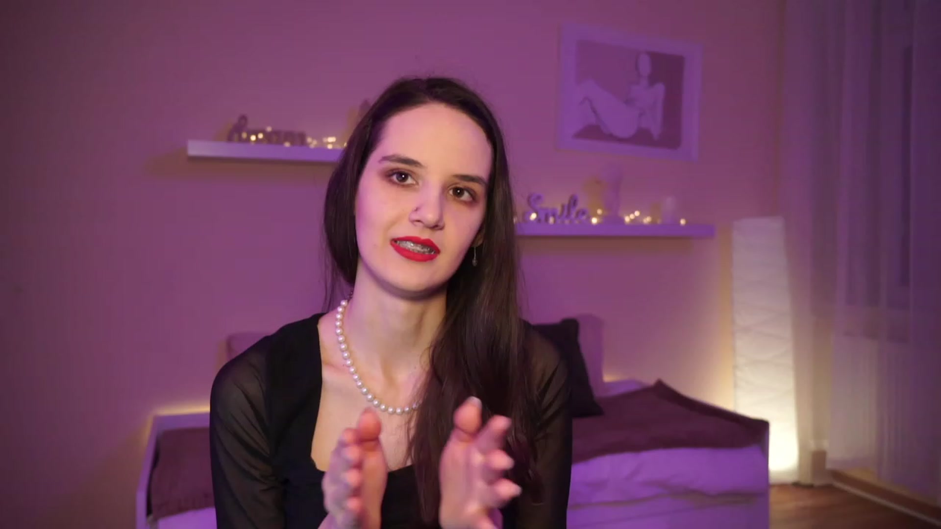 Gallery image thumbnail from YasmineGold's myfreecams stream on, 03/09/2024, 13:25 image 1 of 20