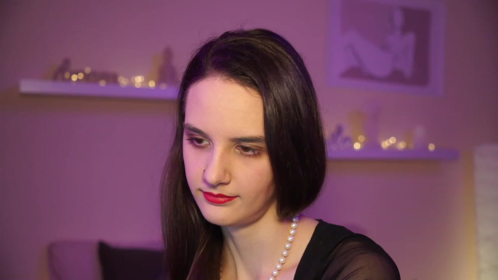 Gallery image thumbnail from YasmineGold's myfreecams stream on, 03/09/2024, 13:25 image 13 of 20