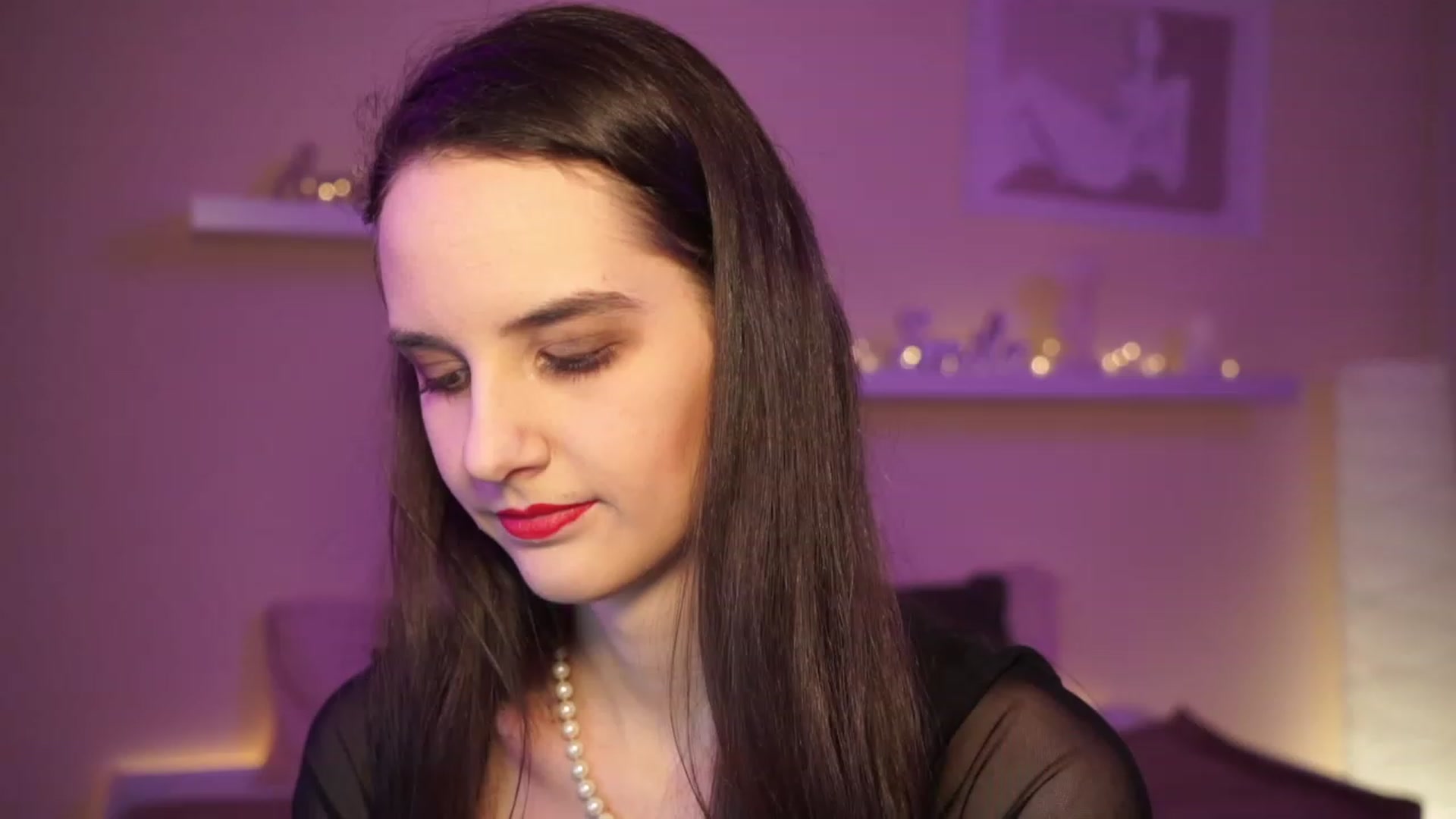 Gallery image thumbnail from YasmineGold's myfreecams stream on, 03/09/2024, 16:03 image 7 of 20