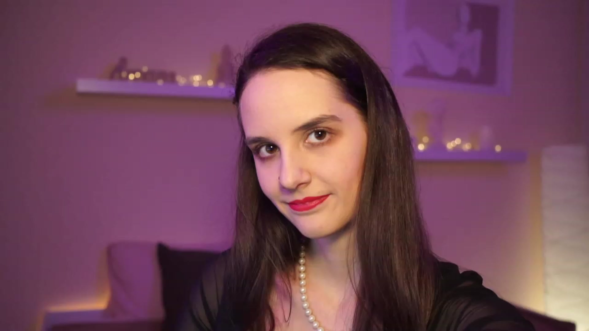 Gallery image thumbnail from YasmineGold's myfreecams stream on, 03/09/2024, 16:03 image 6 of 20