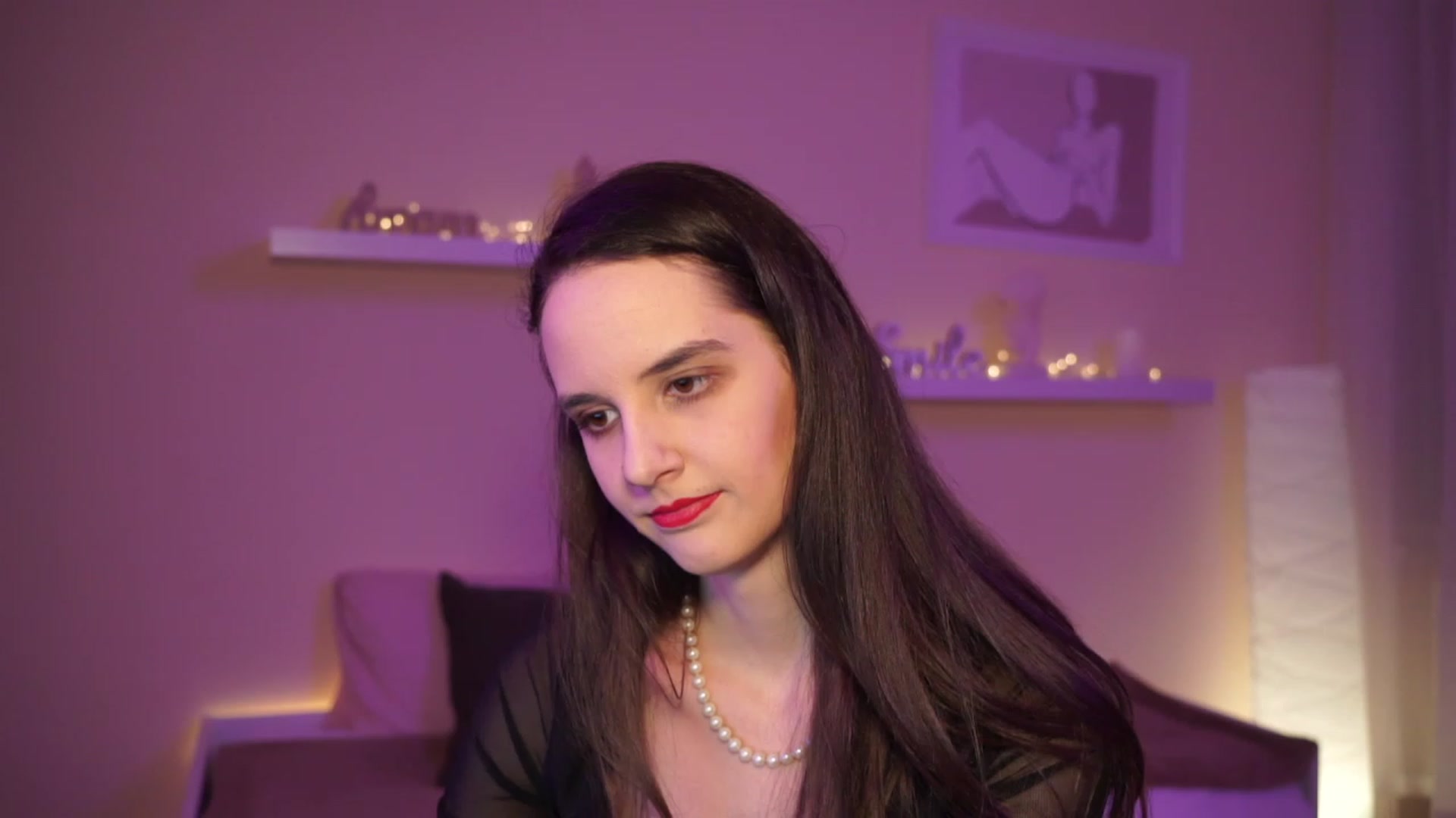 Gallery image thumbnail from YasmineGold's myfreecams stream on, 03/09/2024, 16:03 image 1 of 20