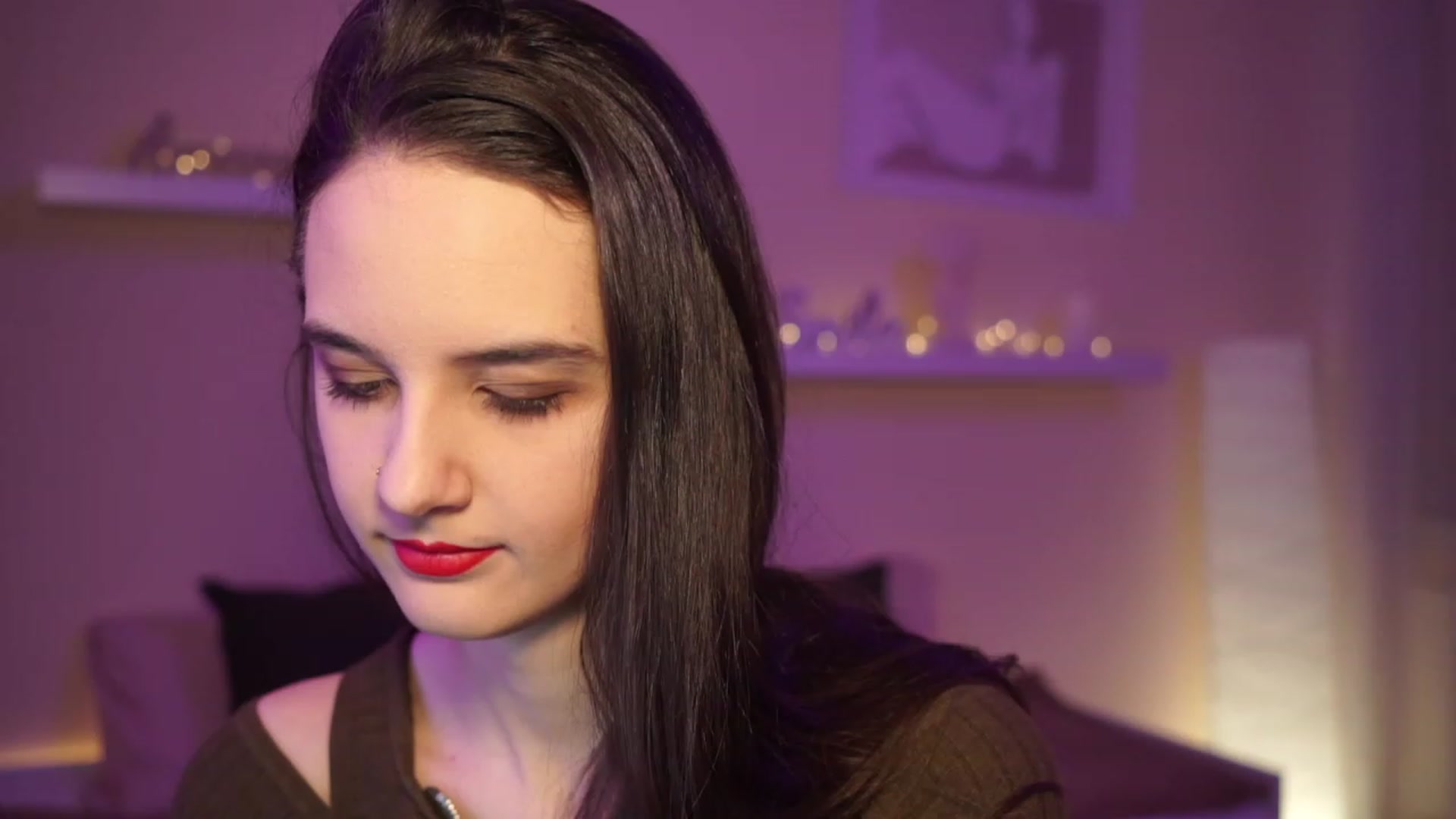 Gallery image thumbnail from YasmineGold's myfreecams stream on, 03/10/2024, 12:11 image 10 of 20