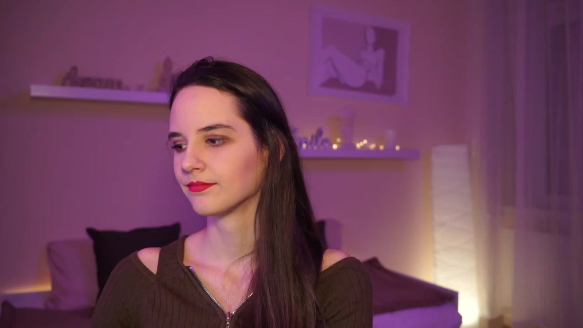 Gallery image thumbnail from YasmineGold's myfreecams stream on, 03/10/2024, 15:59 image 6 of 20