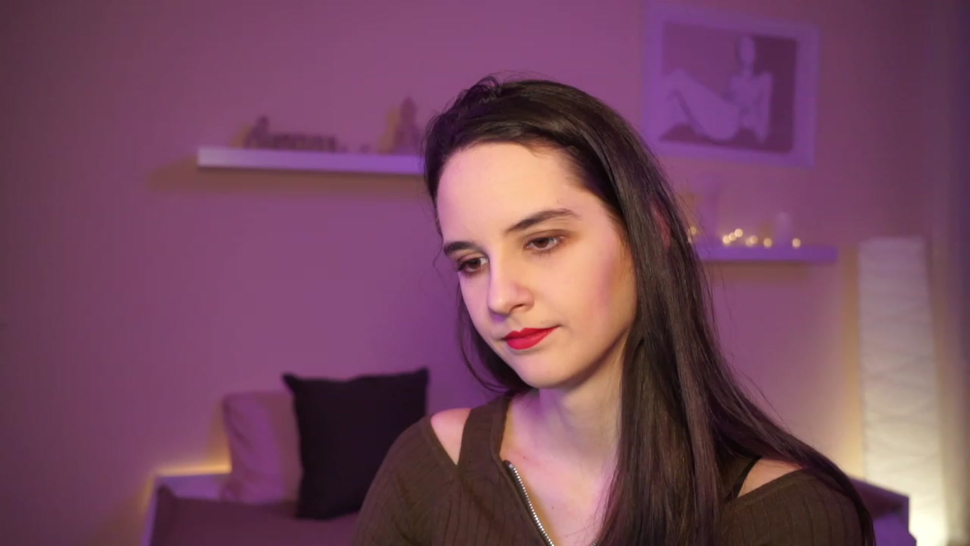 Gallery image thumbnail from YasmineGold's myfreecams stream on, 03/10/2024, 15:59 image 1 of 20