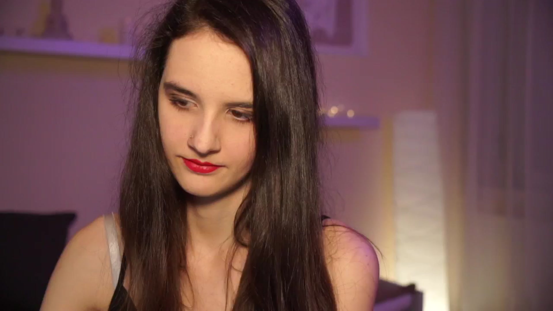 Gallery image thumbnail from YasmineGold's myfreecams stream on, 03/13/2024, 14:40 image 13 of 20