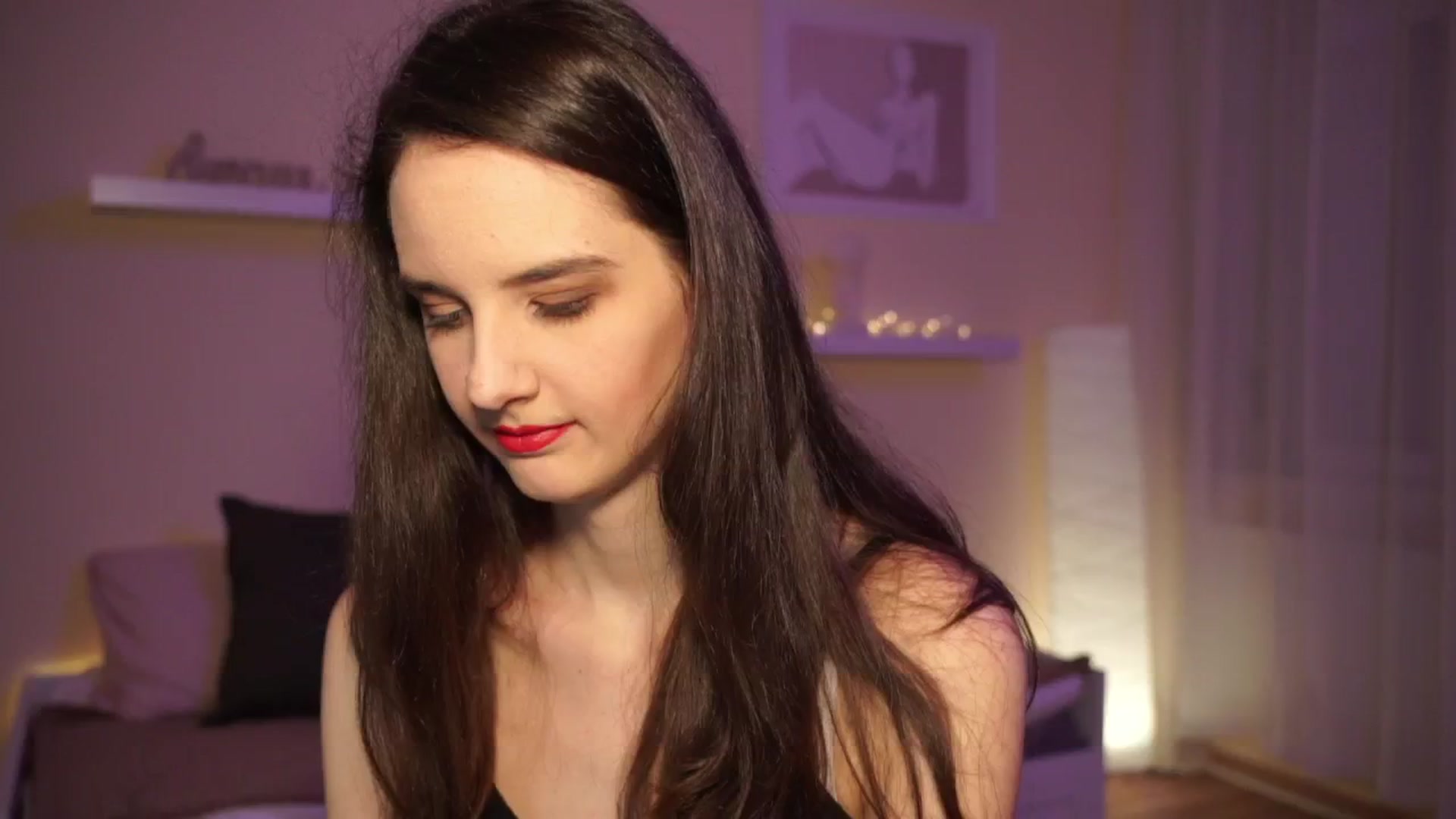 Gallery image thumbnail from YasmineGold's myfreecams stream on, 03/13/2024, 14:40 image 17 of 20