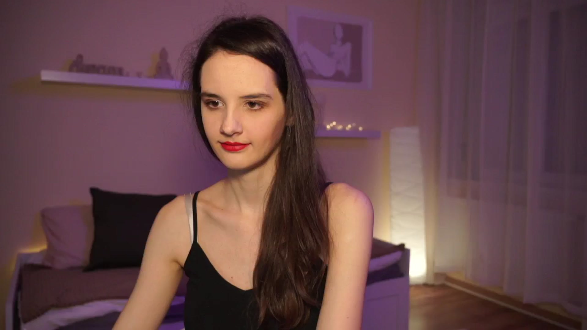 Gallery image thumbnail from YasmineGold's myfreecams stream on, 03/13/2024, 14:40 image 6 of 20
