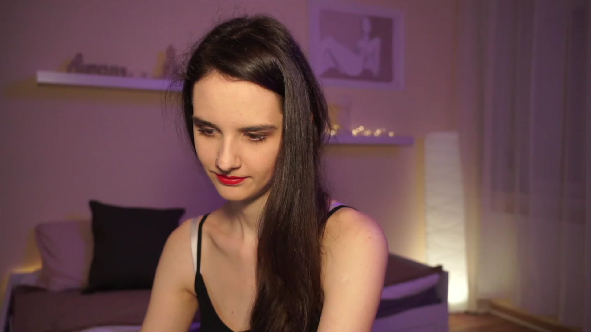 Gallery image thumbnail from YasmineGold's myfreecams stream on, 03/13/2024, 15:00 image 4 of 20
