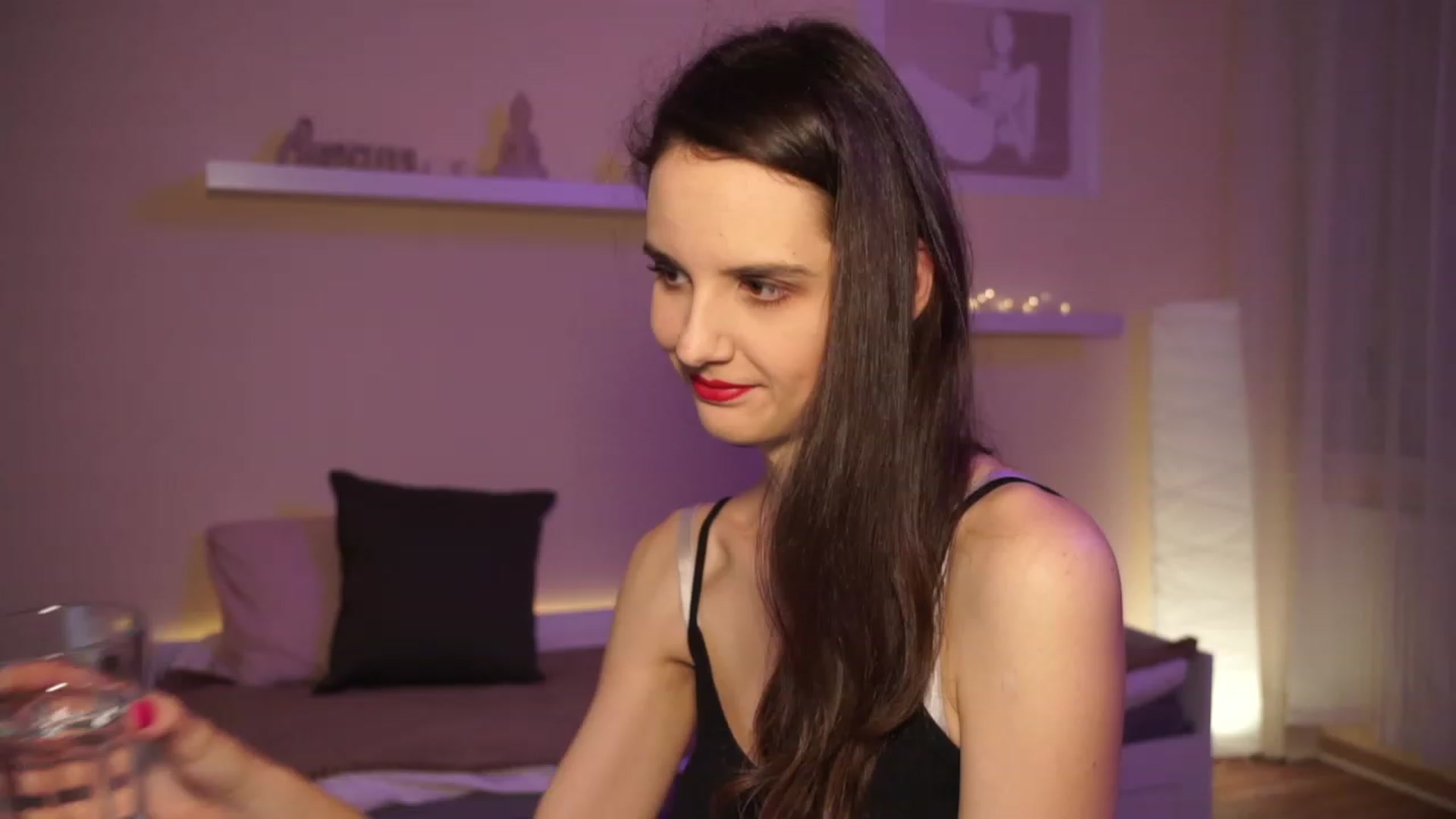 Gallery image thumbnail from YasmineGold's myfreecams stream on, 03/13/2024, 15:00 image 20 of 20