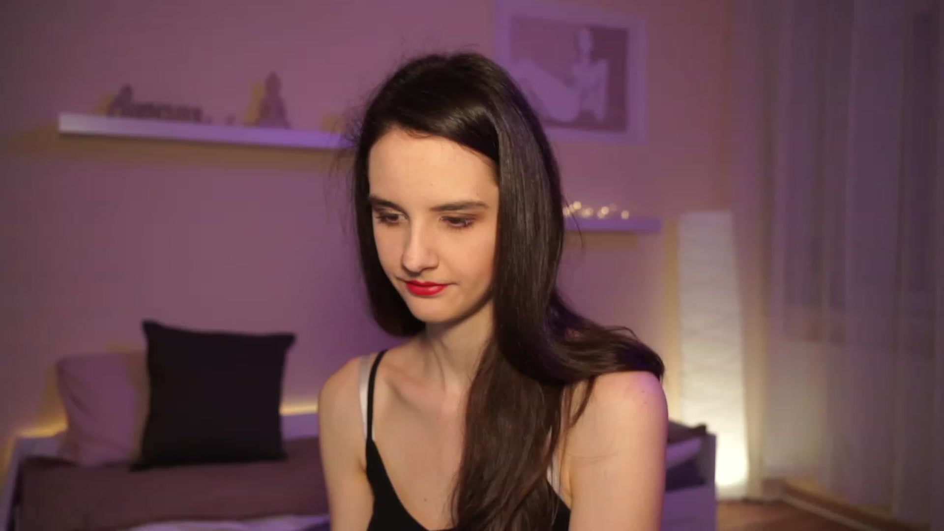 Gallery image thumbnail from YasmineGold's myfreecams stream on, 03/13/2024, 15:00 image 9 of 20