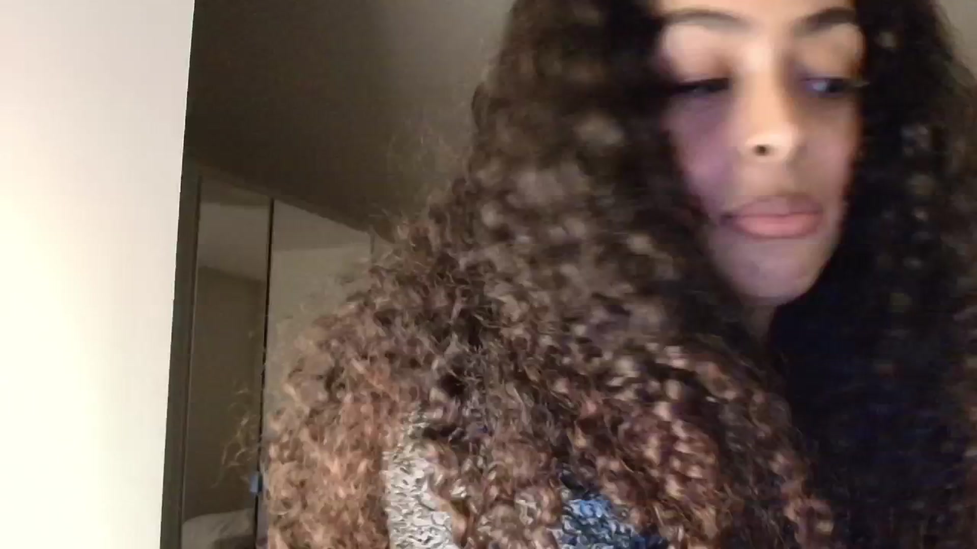 Gallery image thumbnail from Yasmingarcia's myfreecams stream on, 11/24/2024, 23:47 image 1 of 20