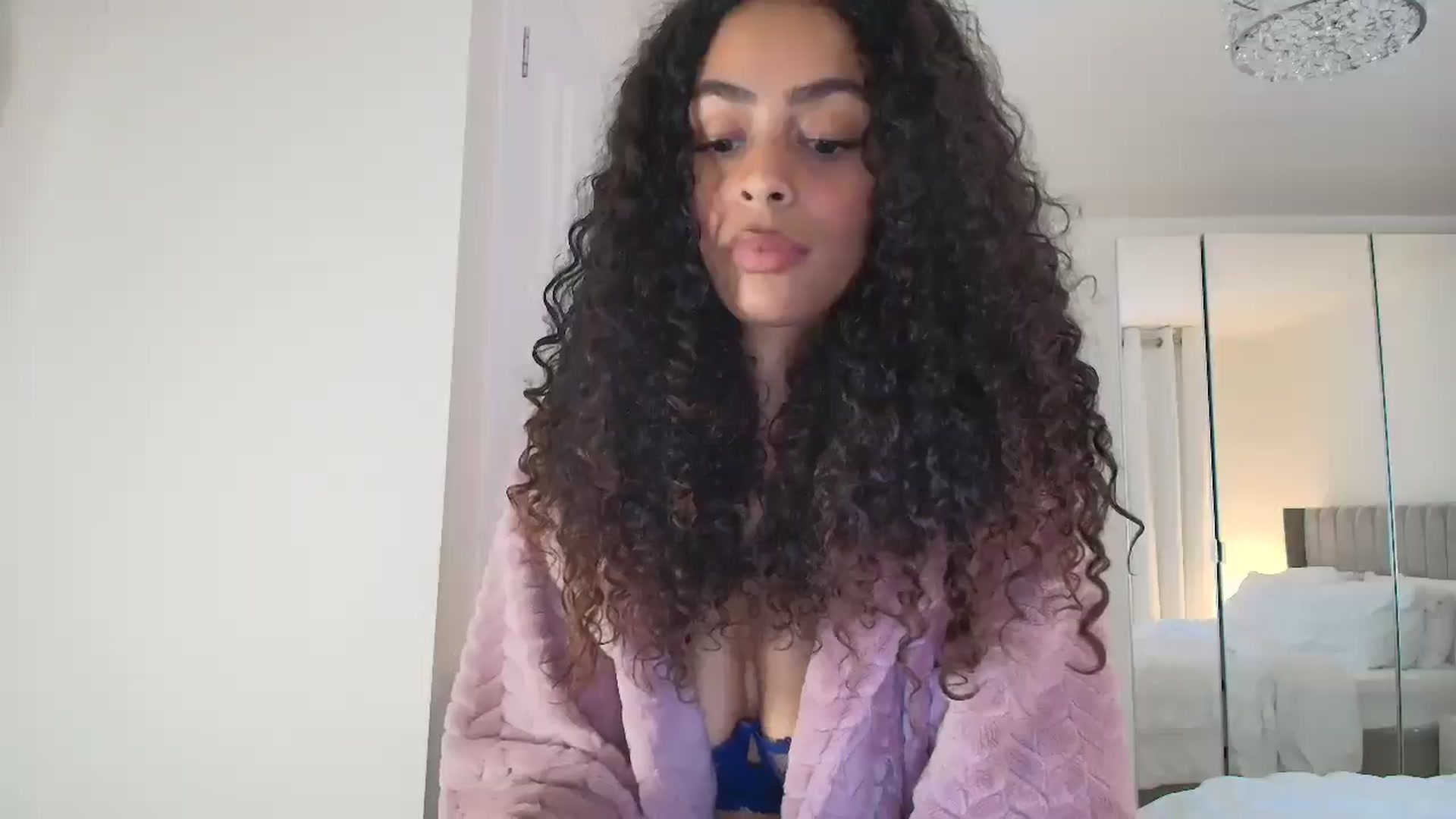 Gallery image thumbnail from Yasmingarcia's myfreecams stream on, 01/23/2025, 12:39 image 3 of 20