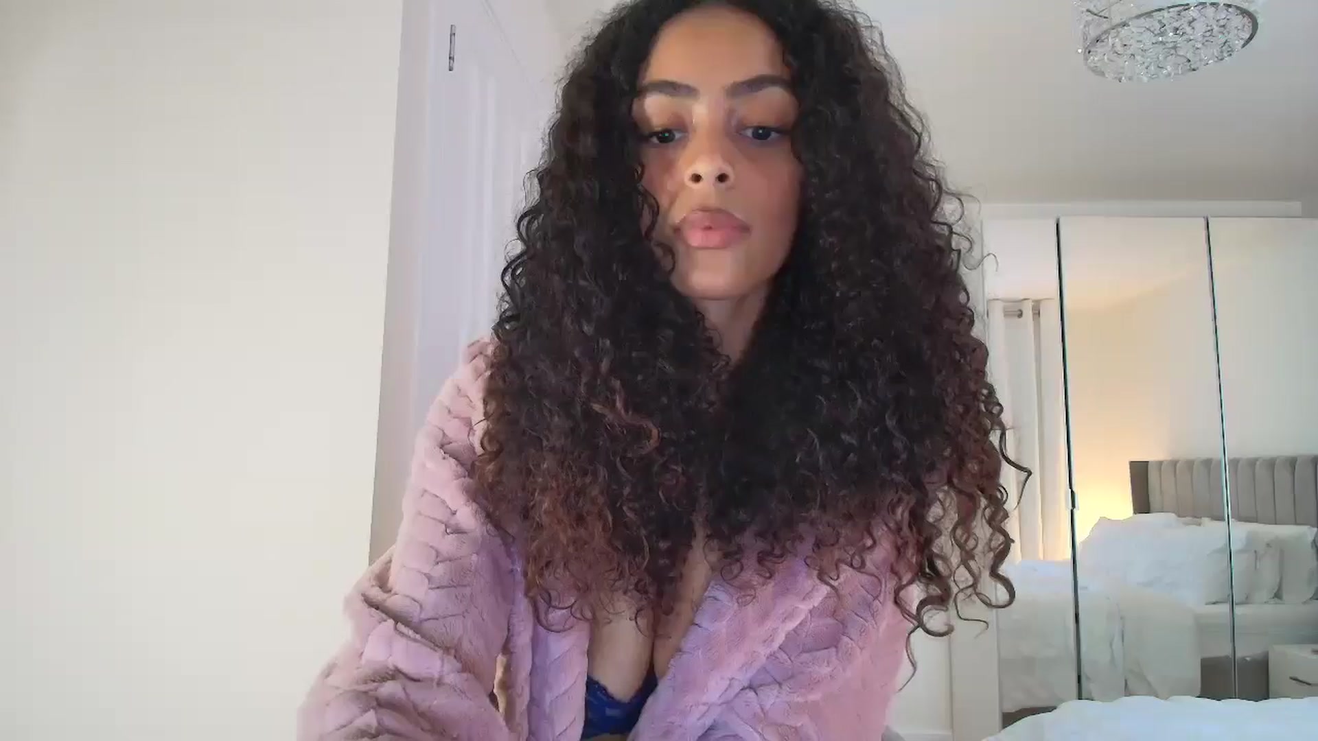 Gallery image thumbnail from Yasmingarcia's myfreecams stream on, 01/23/2025, 12:39 image 1 of 20