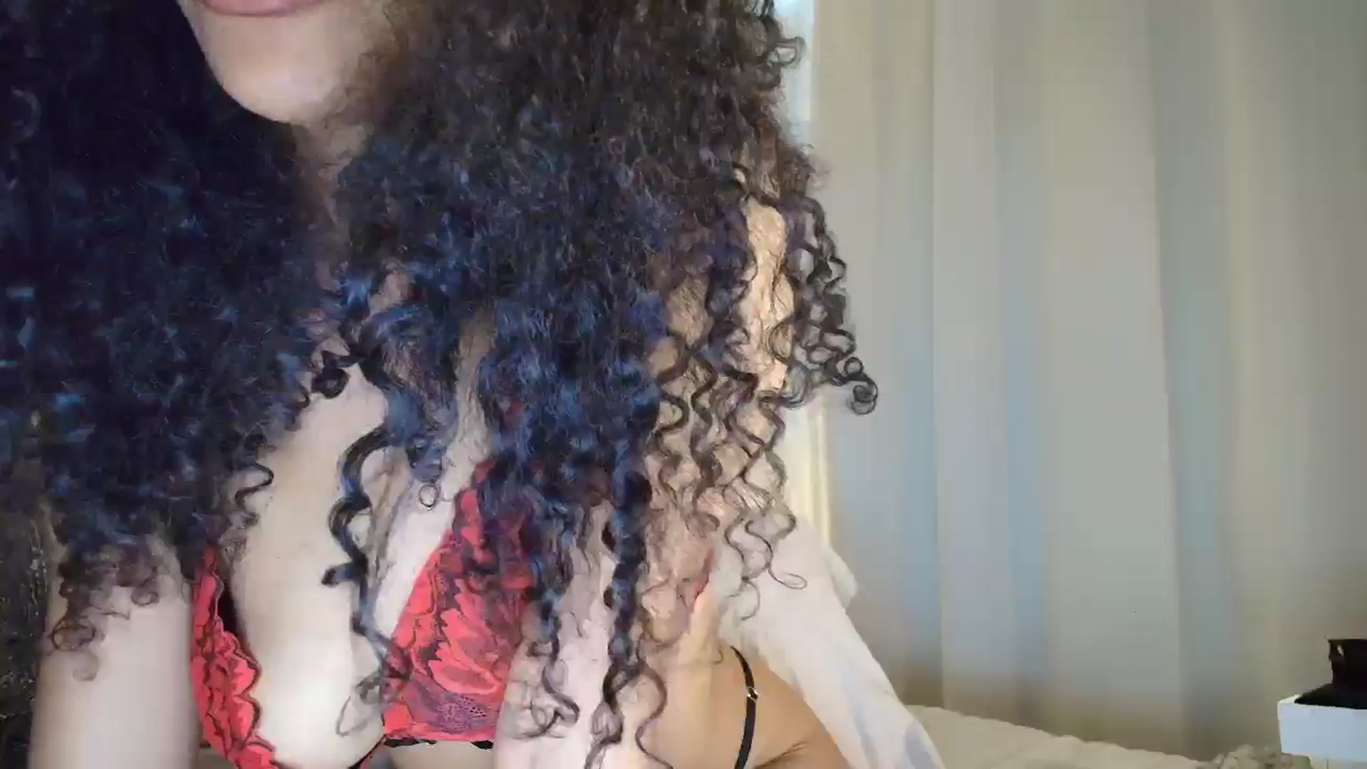 Gallery image thumbnail from Yasmingarcia's myfreecams stream on, 05/16/2025, 13:39 image 15 of 20