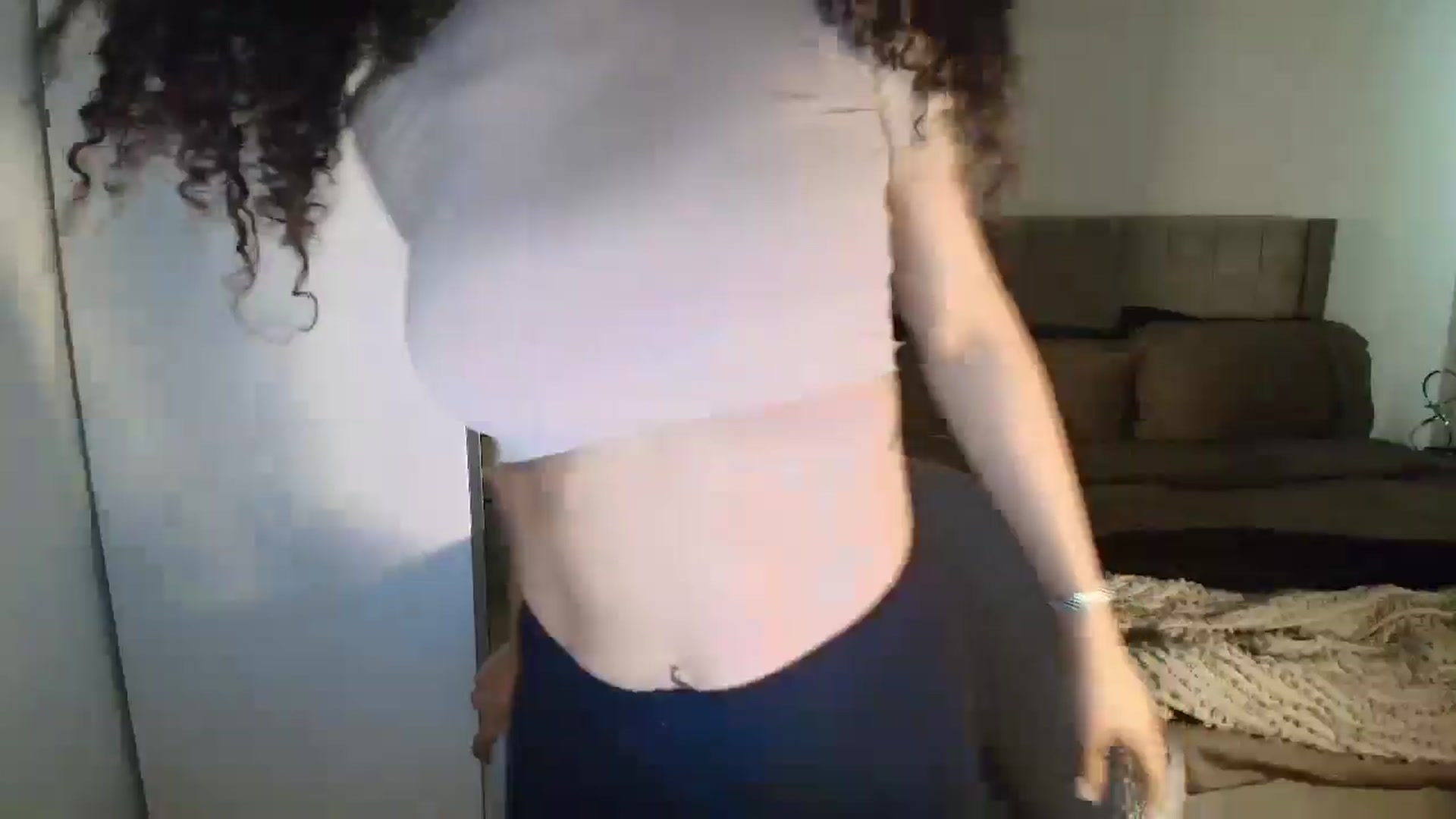 Gallery image thumbnail from Yasmingarcia's myfreecams stream on, 06/20/2025, 10:59 image 15 of 20