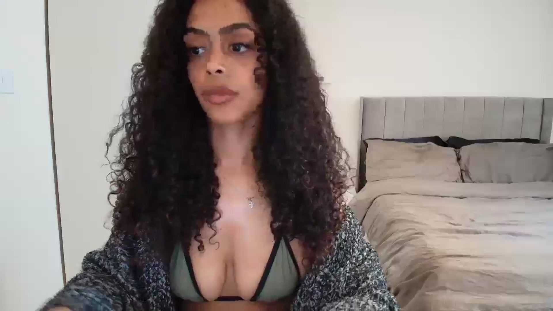 Gallery image thumbnail from Yasmingarcia's myfreecams stream on, 09/09/2025, 16:02 image 4 of 20